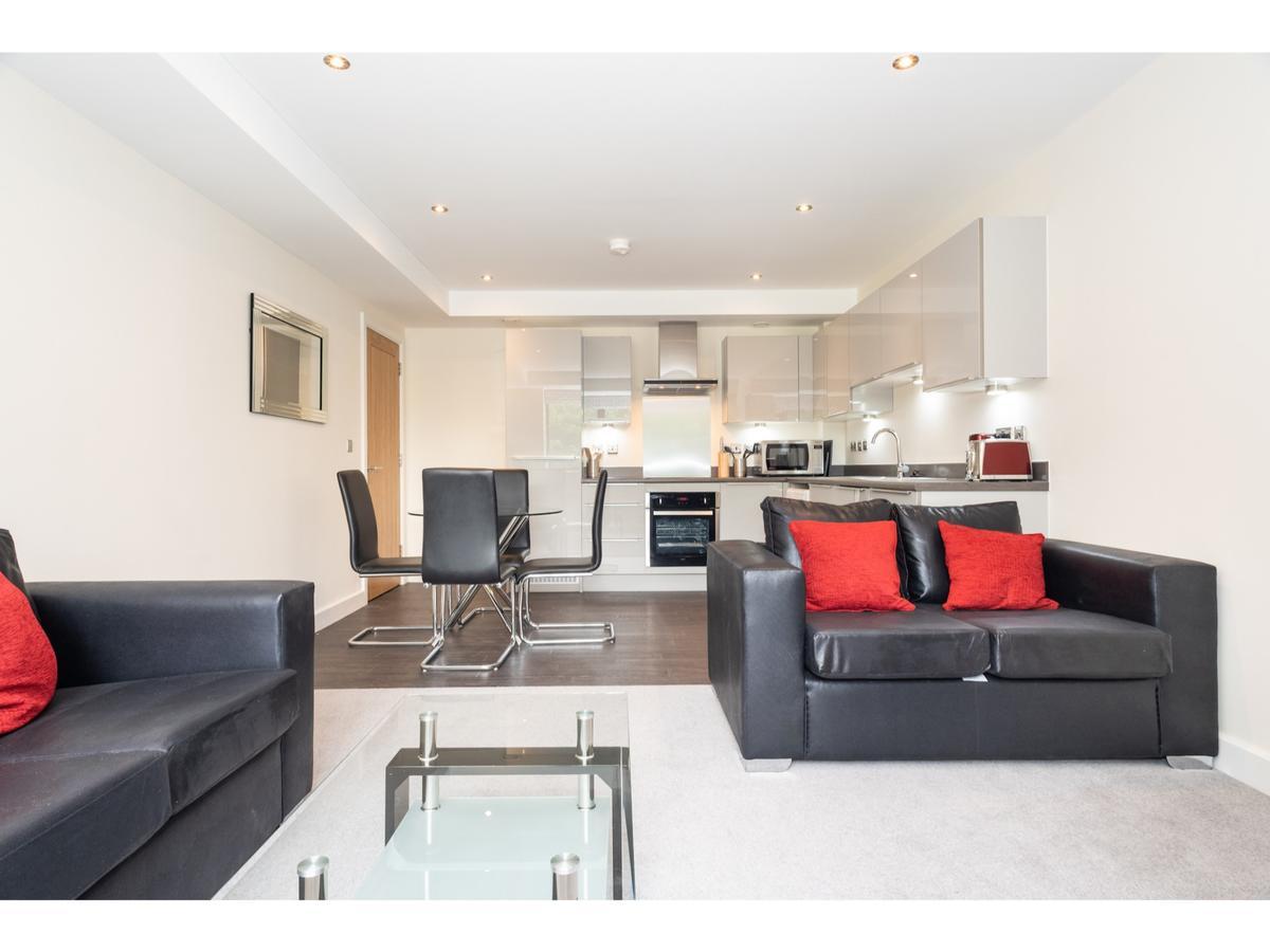 Stylish Flat Near The City Centre - Pass The Keys York Eksteriør bilde